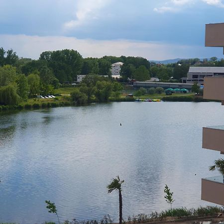 Apartament Castelul Bran Râmnicu Vâlcea 外观 照片
