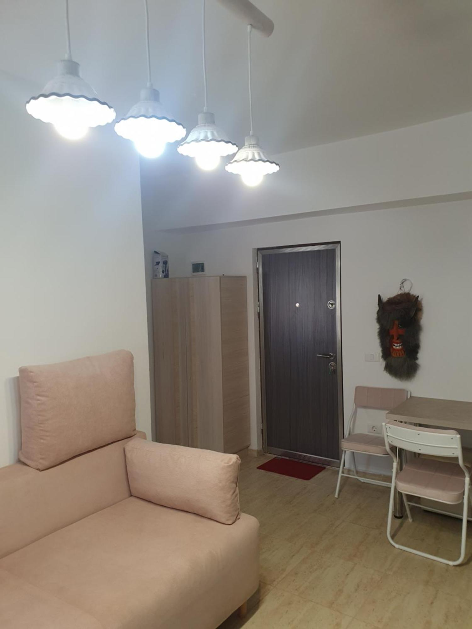 Apartament Castelul Bran Râmnicu Vâlcea 外观 照片