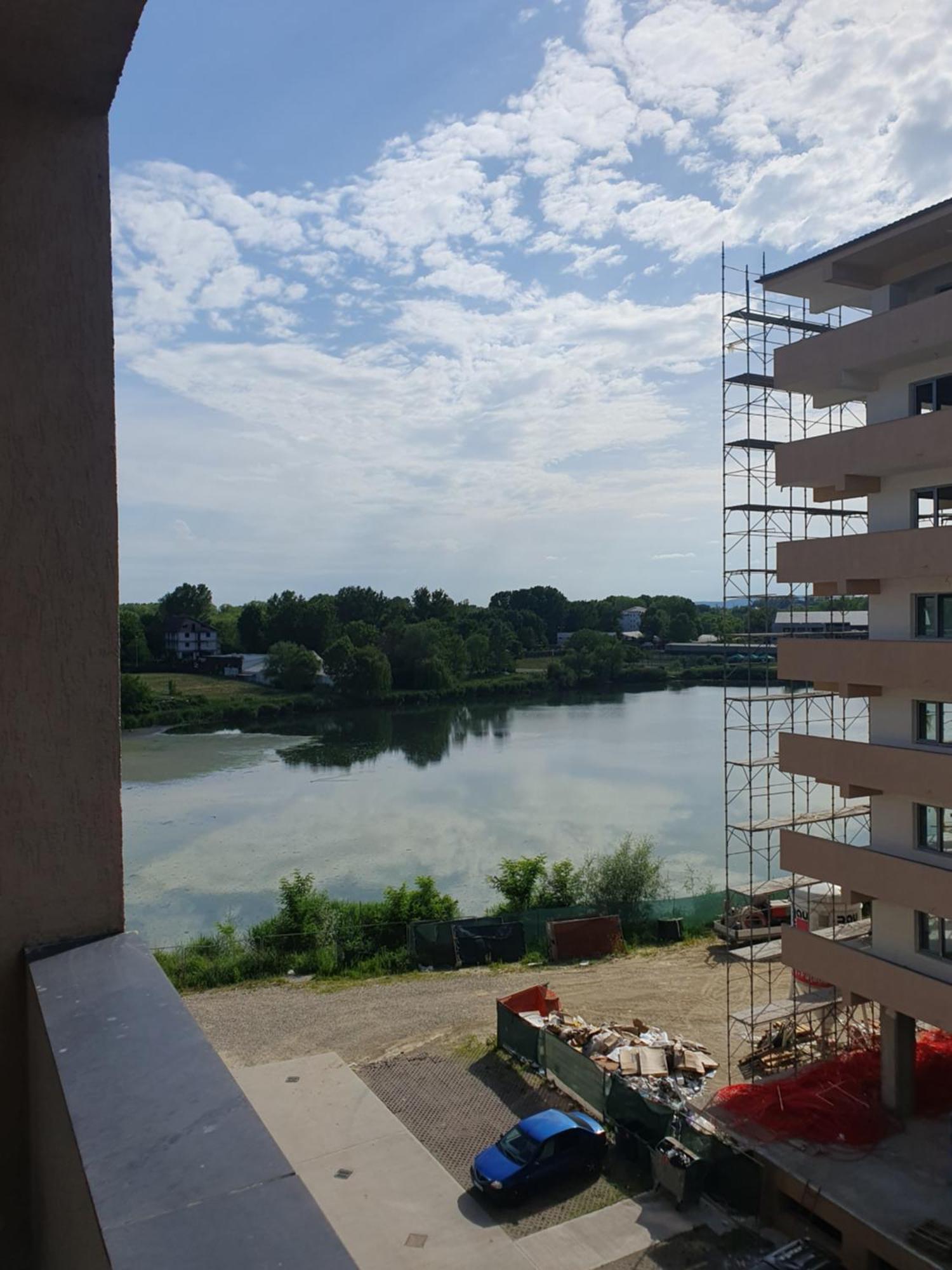 Apartament Castelul Bran Râmnicu Vâlcea 外观 照片