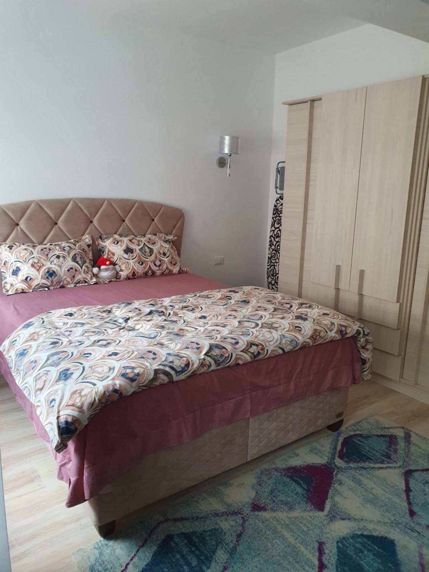 Apartament Castelul Bran Râmnicu Vâlcea 外观 照片