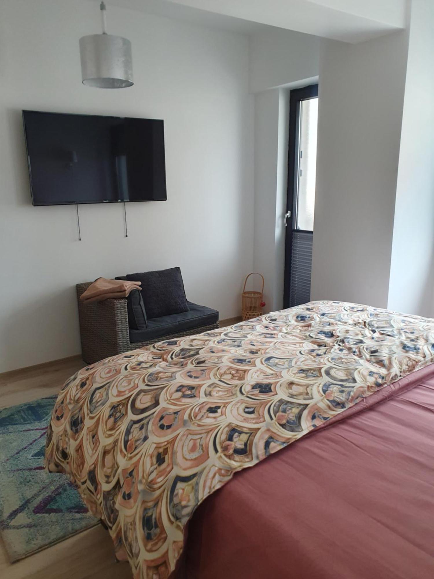 Apartament Castelul Bran Râmnicu Vâlcea 外观 照片